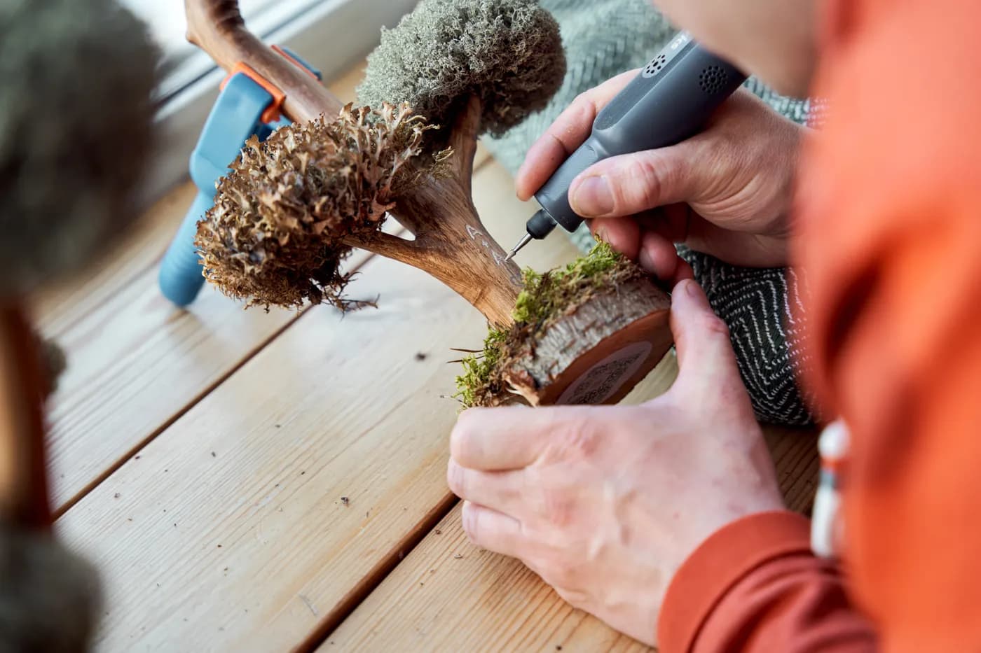 Гравировка на дереве — персональная надпись на изделиях Botanic Bonsai
